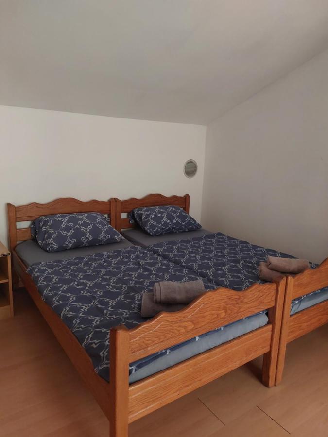 Apartmani Igercic 西尼卡 外观 照片